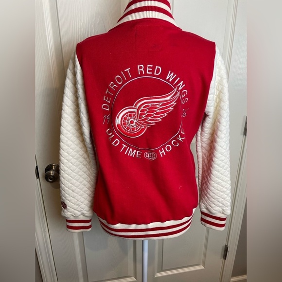 Detroit Red Wings old Time Hockey Red and White Varsity Jacket - Picture 3 of 12